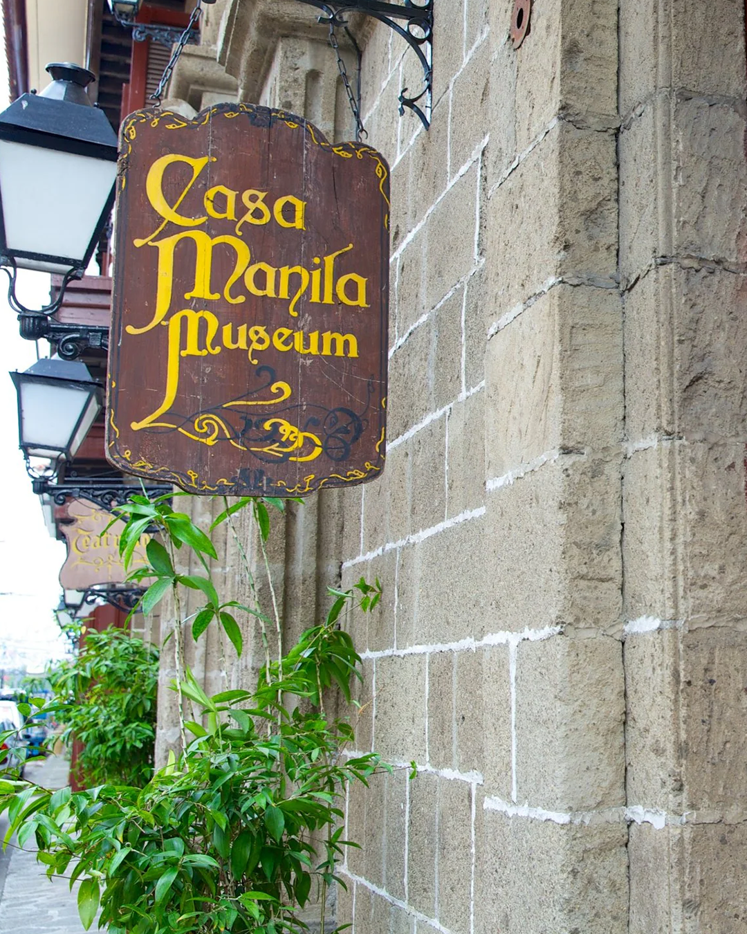 A002: Full Day Old & New Manila City Tour