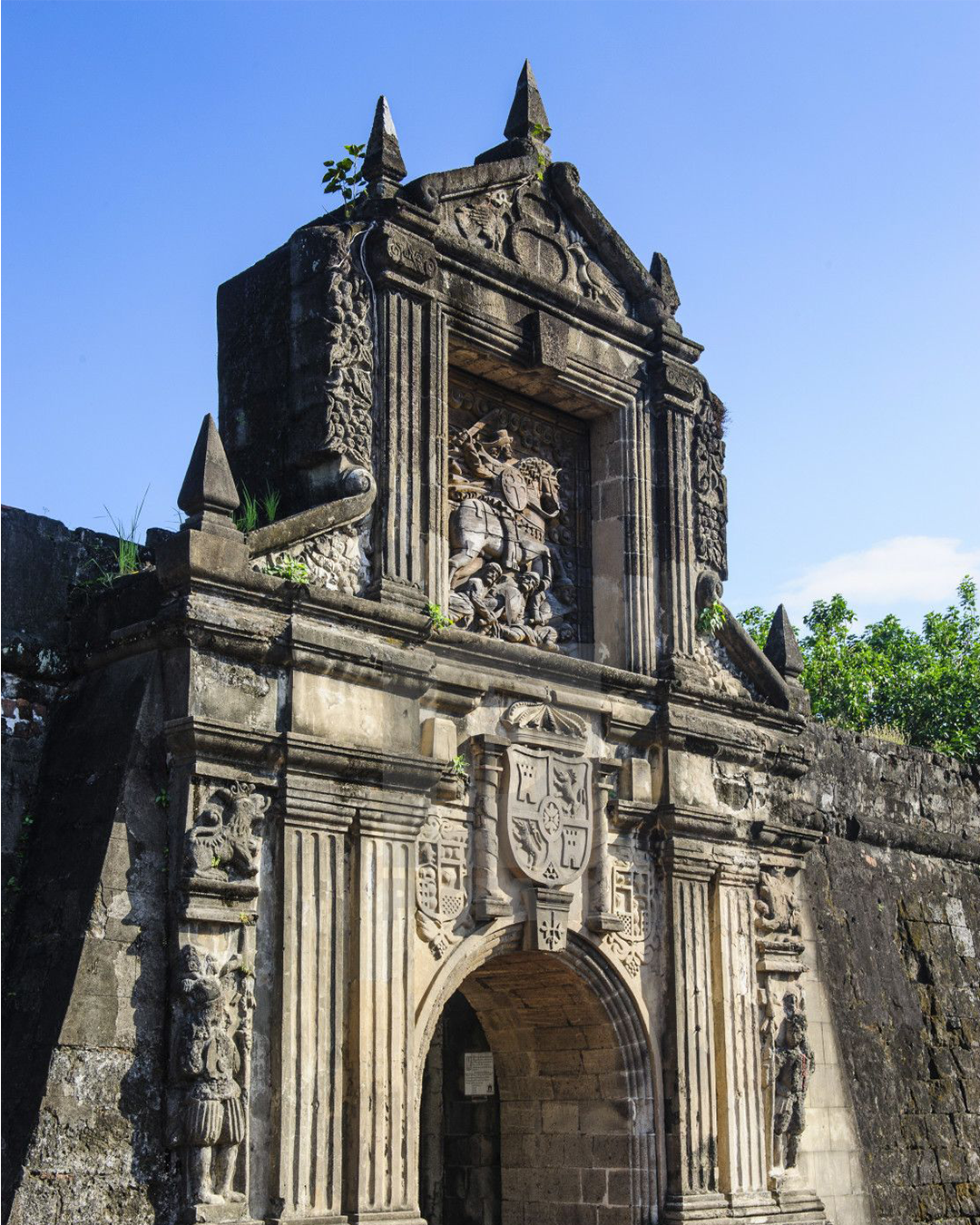 A001: Half Day Manila City Tour