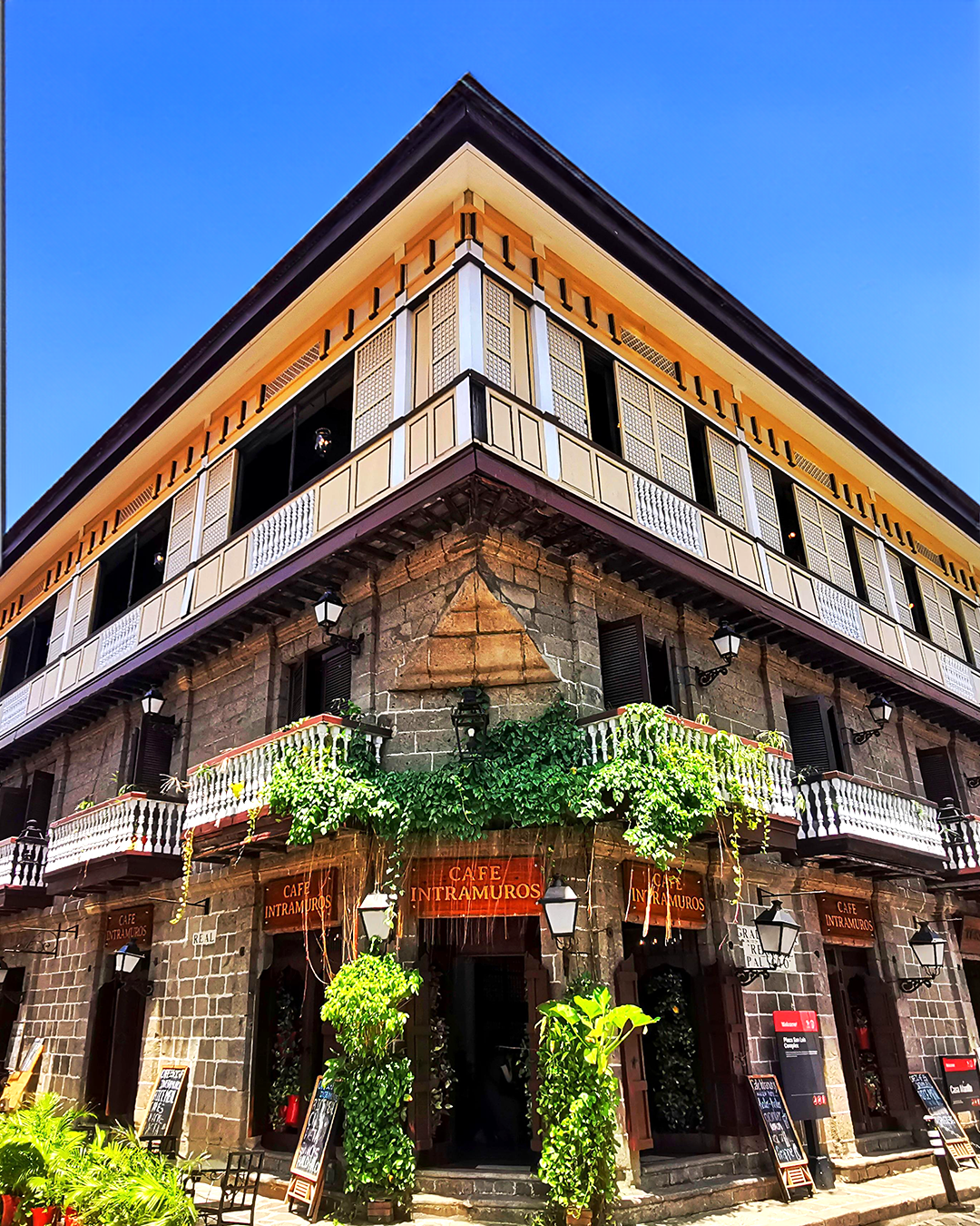 A001: Half Day Manila City Tour