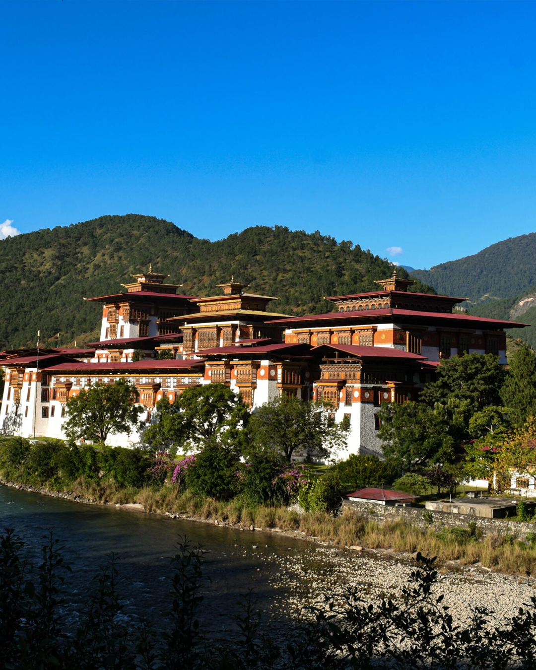 PTM32: 10D9N Bhutan-Nepal