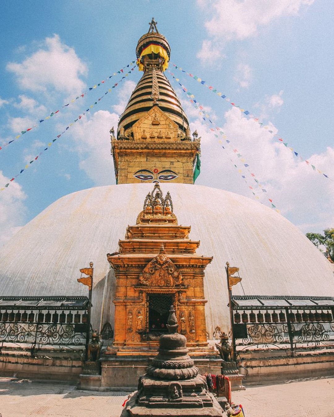 PTM32: 10D9N Bhutan-Nepal